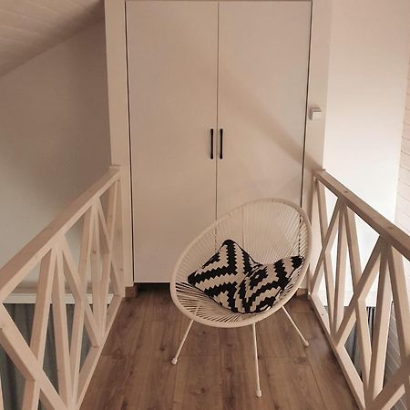 ŁazyBabie Latoアパートメント 部屋 写真